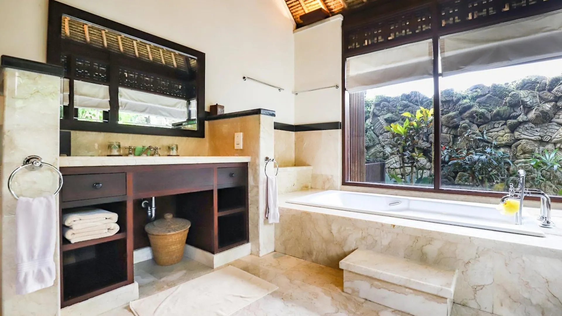 Imperial Villa In Ubud - Majestic Beauty And Nature Indonesia